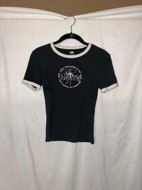 Levi's Graphic Rickie Ringer T-Shirt 150 Years of Service Cowboy Logo